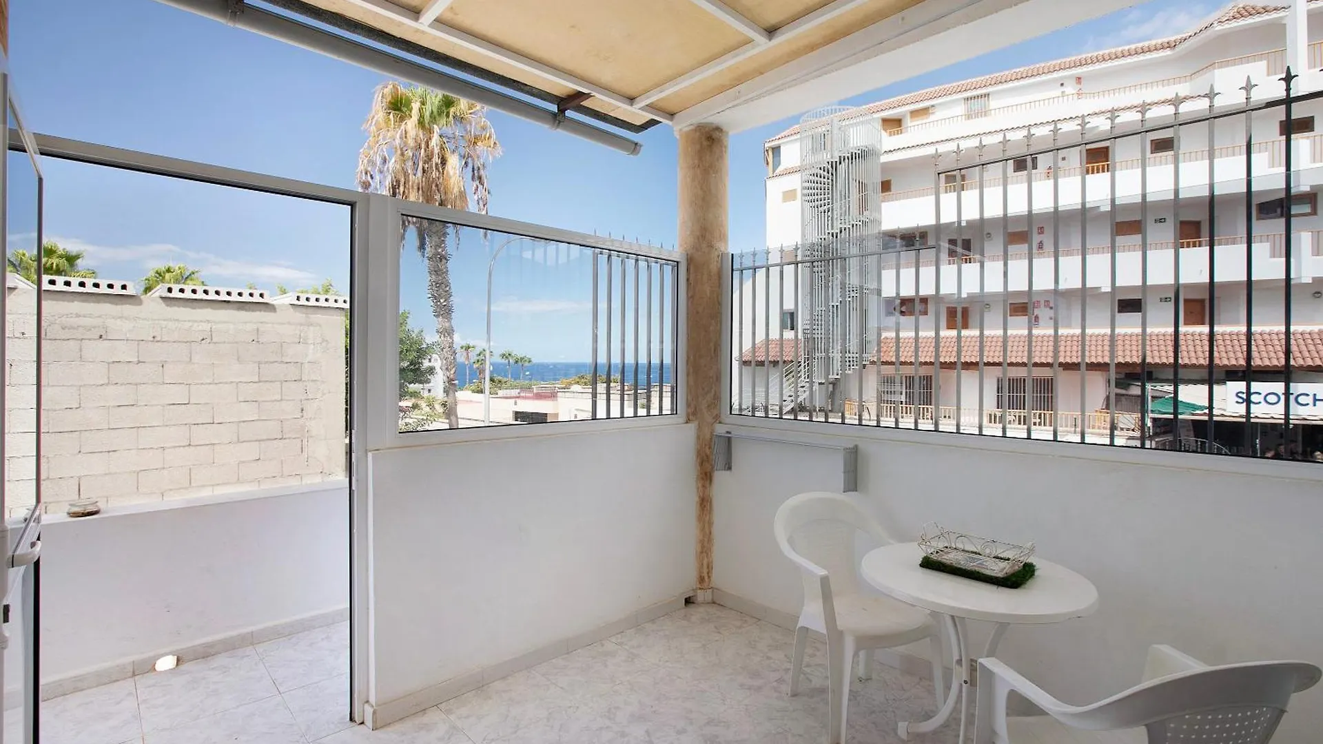Estudio 2 Costa Adeje أذيخي